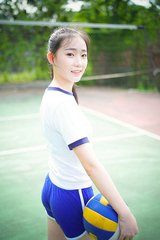 2025澳门和香港精准正版免费_: 依据经验而来的观点，谁才是判断的标准？